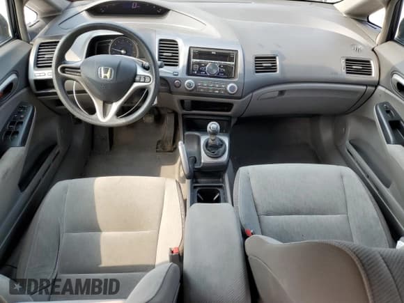 ✅ 2010 Honda Civic LX • VIN: 2HGFA1E5XAH514017 • Lot: 67904905. Wystawiony na Copart z przebiegiem 120 518 mil. Bezpłatny archiwum sprzedaży aukcyjnych z USA i szczegółowy raport historii pojazdu na DreamBid. Zdjęcie 8.