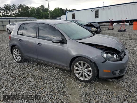 ✅ 2014 Volkswagen Golf TDI • VIN: WVWDM7AJ7EW010485 • Lot: 60371185. Listed on Copart with 227,957 mi. Free auction sales archive from the USA and detailed vehicle history report at DreamBid. Image 4.