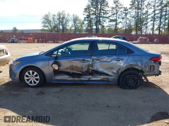 ✅ 2024 Toyota Corolla LE • VIN: 5YFB4MDE8RP168112 • Lot: 43899140. Wystawiony na IAAI z przebiegiem 43 957 mil. Bezpłatny archiwum sprzedaży aukcyjnych z USA i szczegółowy raport historii pojazdu na DreamBid. Zdjęcie 14.