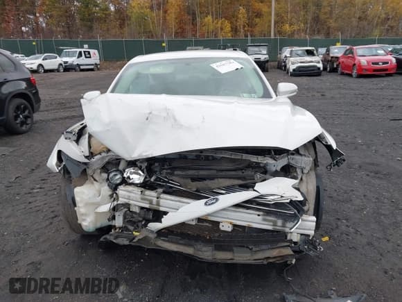 ✅ 2015 Ford Fusion SE • VIN: 1FA6P0H73F5104278 • Lot: 43587702. Wystawiony na IAAI z przebiegiem 136 533 mil. Bezpłatny archiwum sprzedaży aukcyjnych z USA i szczegółowy raport historii pojazdu na DreamBid. Zdjęcie 12.