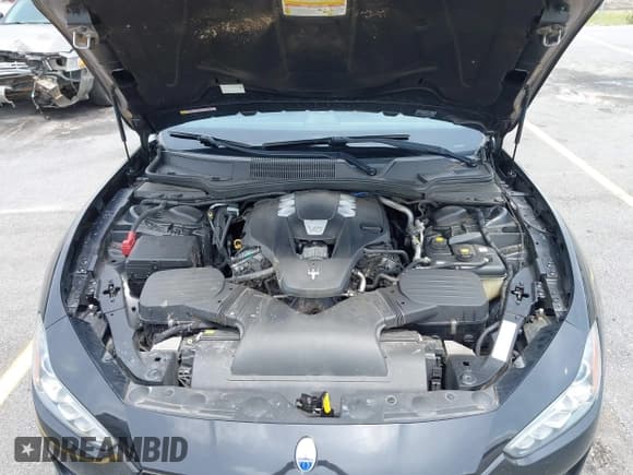 ✅ 2018 Maserati Ghibli • VIN: ZAM57XSA0J1301729 • Lot: 42371157. Listed on IAAI with 101,730 mi. Free auction sales archive from the USA and detailed vehicle history report at DreamBid. Image 10.