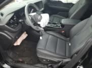 ✅ 2023 Buick Envision Essence • VIN: LRBFZPR44PD020235 • Lot: 61605375. Wystawiony na Copart z przebiegiem 7 466 mil. Bezpłatny archiwum sprzedaży aukcyjnych z USA i szczegółowy raport historii pojazdu na DreamBid. Zdjęcie 7.