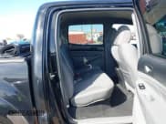✅ 2015 Toyota Tacoma • VIN: 3TMLU4EN2FM169326 • Lot: 40689500. Listed on IAAI with 77,003 mi. Free auction sales archive from the USA and detailed vehicle history report at DreamBid. Image 8.