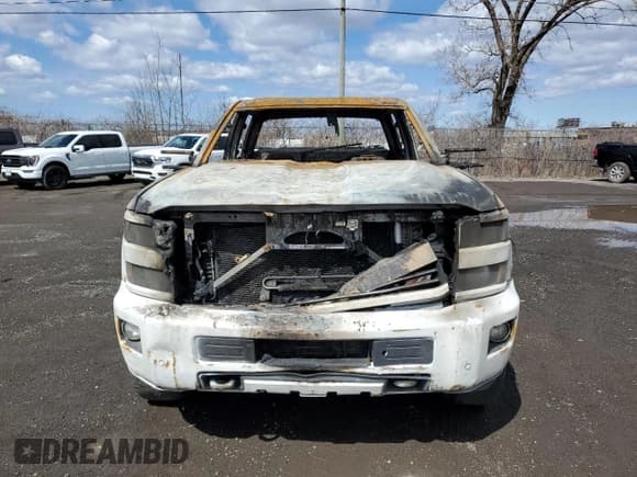 ✅ 2015 Chevrolet Silverado 2500HD LTZ • VIN: 1GC1KWE84FF619786 • Lot: 50848154. Listed on Copart with Not provided. Free auction sales archive from the USA and detailed vehicle history report at DreamBid. Image 5.