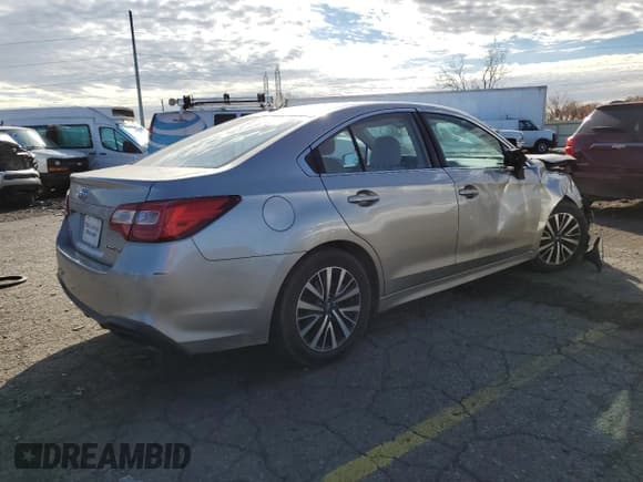 ✅ 2019 Subaru Legacy • VIN: 4S3BNAB60K3025502 • Lot: 91338055. Listed on Copart with 88,710 mi. Free auction sales archive from the USA and detailed vehicle history report at DreamBid. Image 3.