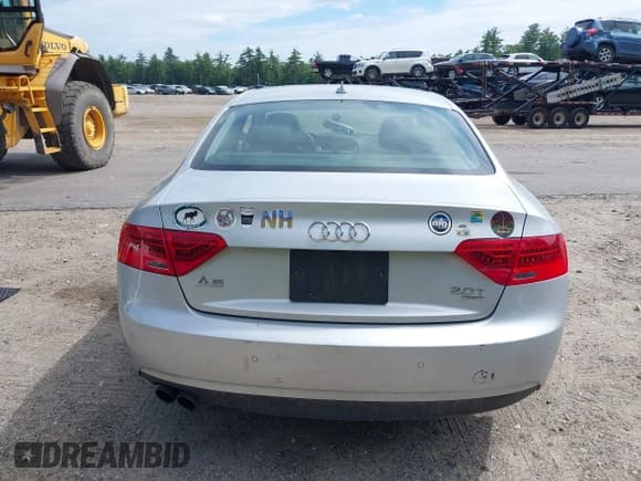 ✅ 2014 Audi A5 Premium Plus • VIN: WAULFAFR2EA020532 • Lot: 42602250. Listed on IAAI with 113,555 mi. Free auction sales archive from the USA and detailed vehicle history report at DreamBid. Image 16.
