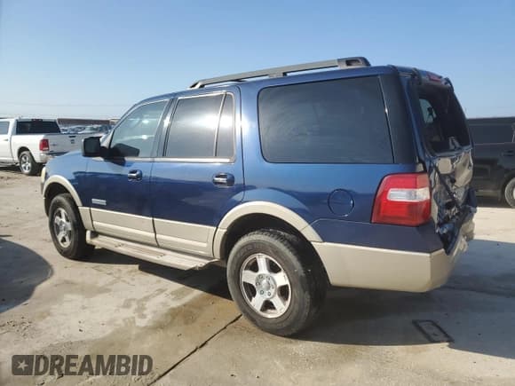 ✅ 2008 Ford Expedition Eddie Bauer • VIN: 1FMFU17598LA19870 • Лот: 84720614. Опубликован ранее на Copart с пробегом 273 784 миль. Бесплатный доступ к архиву аукционных продаж из США и подробный отчёт об истории автомобиля на DreamBid. Изображение 2.