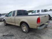 ✅ 2000 Ford F-150 XL • VIN: 1FTRX17L3YNB02903 • Lot: 43556336. Wystawiony na IAAI z przebiegiem Nie podano. Bezpłatny archiwum sprzedaży aukcyjnych z USA i szczegółowy raport historii pojazdu na DreamBid. Zdjęcie 3.