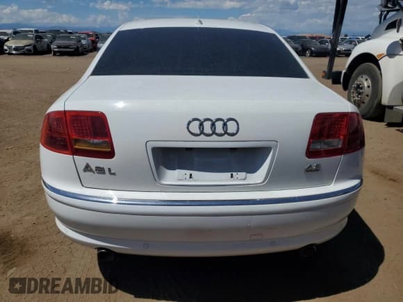 ✅ 2007 Audi A8 4.2L • VIN: WAUMV44EX7N011386 • Лот: 67112034. Опубликован ранее на Copart с пробегом Не указан. Бесплатный доступ к архиву аукционных продаж из США и подробный отчёт об истории автомобиля на DreamBid. Изображение 6.