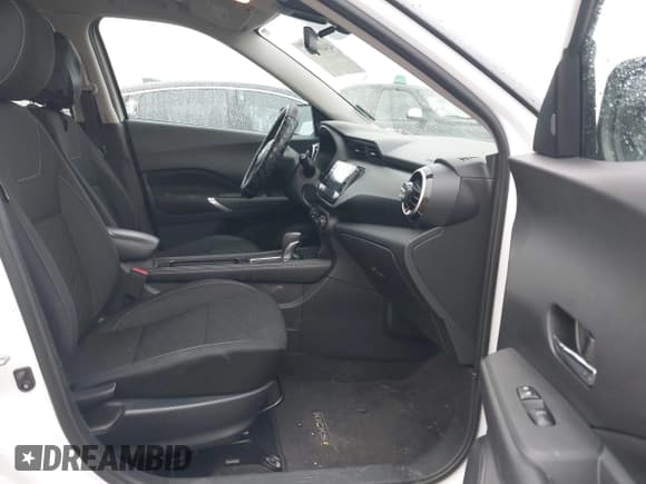 ✅ 2021 Nissan Kicks SV • VIN: 3N1CP5CV0ML505691 • Lot: 43499744. Listed on IAAI with 93,257 mi. Free auction sales archive from the USA and detailed vehicle history report at DreamBid. Image 5.