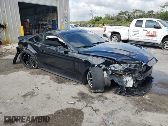 ✅ 2020 Ford Mustang GT • VIN: 1FA6P8CF3L5175215 • Lot: 57341625. Listed on Copart with 46,076 mi. Free auction sales archive from the USA and detailed vehicle history report at DreamBid. Image 4.