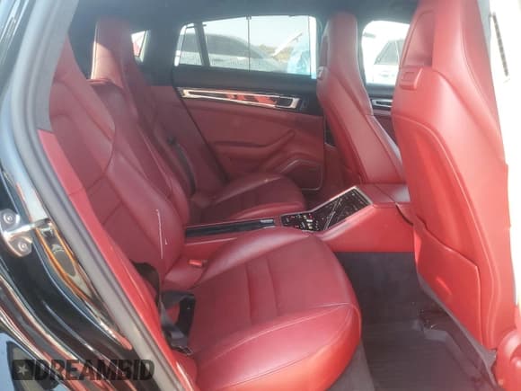 ✅ 2017 Porsche Panamera Turbo • VIN: WP0AF2A73HL152598 • Lot: 66929435. Listed on Copart with 72,235 mi. Free auction sales archive from the USA and detailed vehicle history report at DreamBid. Image 10.