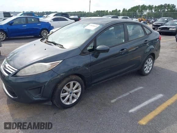 ✅ 2011 Ford Fiesta SE • VIN: 3FADP4BJ9BM115583 • Lot: 43026815. Listed on IAAI with 177,592 mi. Free auction sales archive from the USA and detailed vehicle history report at DreamBid. Image 2.