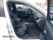 ✅ 2015 Jeep Cherokee Latitude • VIN: 1C4PJMCS4FW627077 • Lot: 43551085. Wystawiony na IAAI z przebiegiem 135 238 mil. Bezpłatny archiwum sprzedaży aukcyjnych z USA i szczegółowy raport historii pojazdu na DreamBid. Zdjęcie 5.