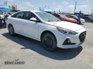 ✅ 2018 Hyundai Sonata SE • VIN: 5NPE24AF3JH700450 • Lot: 66043935. Wystawiony na Copart z przebiegiem Nie podano. Bezpłatny archiwum sprzedaży aukcyjnych z USA i szczegółowy raport historii pojazdu na DreamBid. Zdjęcie 4.