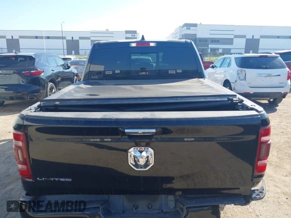 ✅ 2020 Ram 1500 Limited • VIN: 1C6RREHM8LN246200 • Lot: 43420879. Wystawiony na IAAI z przebiegiem 95 682 mil. Bezpłatny archiwum sprzedaży aukcyjnych z USA i szczegółowy raport historii pojazdu na DreamBid. Zdjęcie 16.