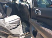 ✅ 2019 Nissan Pathfinder SV • VIN: 5N1DR2MM2KC642006 • Lot: 42301997. Wystawiony na IAAI z przebiegiem 95 716 mil. Bezpłatny archiwum sprzedaży aukcyjnych z USA i szczegółowy raport historii pojazdu na DreamBid. Zdjęcie 8.