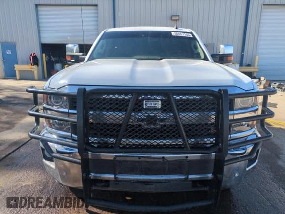 ✅ 2015 Chevrolet Silverado 2500HD LTZ • VIN: 1GC1KWE87FF106595 • Лот: 50557155. Опубликован ранее на Copart с пробегом 158 001 миль. Бесплатный доступ к архиву аукционных продаж из США и подробный отчёт об истории автомобиля на DreamBid. Изображение 5.