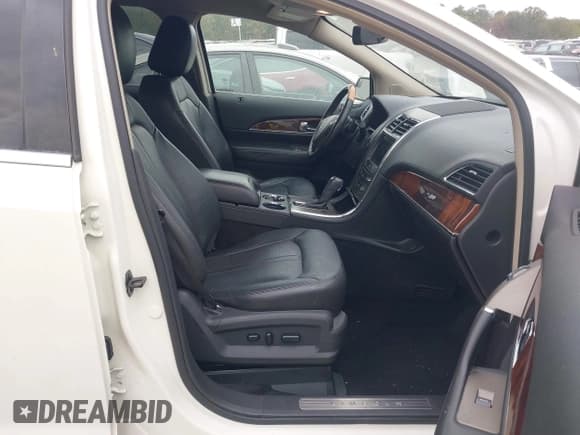 ✅ 2013 Lincoln MKX • VIN: 2LMDJ6JK2DBL60344 • Lot: 43498305. Listed on IAAI with 138,651 mi. Free auction sales archive from the USA and detailed vehicle history report at DreamBid. Image 5.