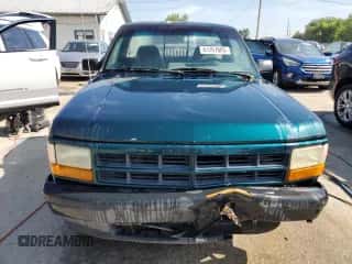 1993 Dodge Dakota S z VIN 1B7FL26XXPS190311, wystawiony jako Copart lot #61267885 z przebiegiem 101 207 mil mil oraz Szkoda całkowita • Salvage title. Historia ofert i sprzedaży dostępna na DreamBid. Obrazek 5.
