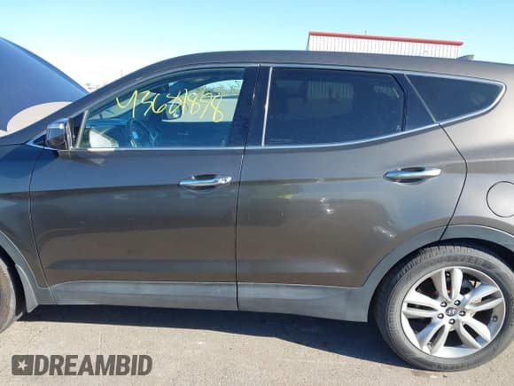 ✅ 2013 Hyundai Santa Fe Sport • VIN: 5XYZW3LA5DG040716 • Lot: 43681898. Listed on IAAI with 214,736 mi. Free auction sales archive from the USA and detailed vehicle history report at DreamBid. Image 14.