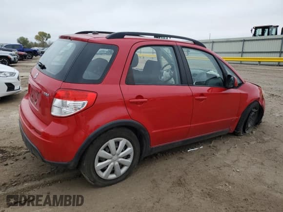 ✅ 2010 Suzuki SX4 • VIN: JS2YA5A37A6300497 • Lot: 82763335. Wystawiony na Copart z przebiegiem 61 557 mil. Bezpłatny archiwum sprzedaży aukcyjnych z USA i szczegółowy raport historii pojazdu na DreamBid. Zdjęcie 3.