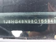 ✅ 2008 Jeep Commander Sport • VIN: 1J8HG48N98C155848 • Lot: 42638687. Wystawiony na IAAI z przebiegiem 187 943 mil. Bezpłatny archiwum sprzedaży aukcyjnych z USA i szczegółowy raport historii pojazdu na DreamBid. Zdjęcie 9.