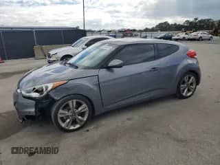 2017 Hyundai Veloster Value Edition с VIN KMHTC6AD3HU319773, выставлен на аукционе Copart как лот 84453815 с пробегом 35 521 миль миль и Списание • Salvage title. История ставок и продаж доступна на DreamBid. Изображение 1.
