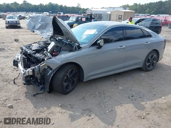 ✅ 2025 Kia K5 GT-Line • VIN: KNAG64J78S5288076 • Lot: 43233755. Listed on IAAI with 21,426 mi. Free auction sales archive from the USA and detailed vehicle history report at DreamBid. Image 17.