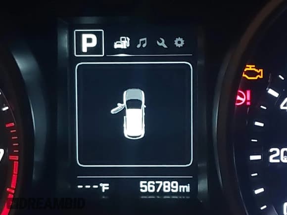 ✅ 2018 Hyundai Santa Fe 2.4L • VIN: 5NMZUDLB2JH072593 • Лот: 42846562. Опубликован ранее на IAAI с пробегом 56 789 миль. Бесплатный доступ к архиву аукционных продаж из США и подробный отчёт об истории автомобиля на DreamBid. Изображение 15.