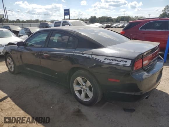 ✅ 2011 Dodge Charger Rallye • VIN: 2B3CL3CG8BH548522 • Лот: 70631815. Опубликован ранее на Copart с пробегом 200 606 миль. Бесплатный доступ к архиву аукционных продаж из США и подробный отчёт об истории автомобиля на DreamBid. Изображение 2.