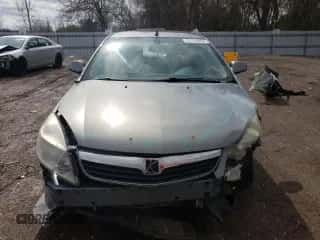 2008 Saturn Aura XE z VIN 1G8ZS57N98F181585, wystawiony jako Copart lot #51133484 z przebiegiem 143 162 mil mil oraz Czysty tytuł • Clean title. Historia ofert i sprzedaży dostępna na DreamBid. Obrazek 5.