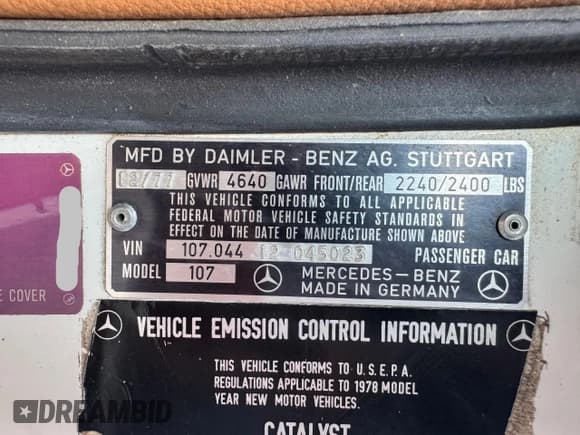 ✅ 1978 Mercedes-Benz SL • VIN: 10704412045023 • Lot: 55180895. Wystawiony na Copart z przebiegiem 126 465 mil. Bezpłatny archiwum sprzedaży aukcyjnych z USA i szczegółowy raport historii pojazdu na DreamBid. Zdjęcie 10.