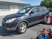 ✅ 2008 Hyundai Veracruz GLS • VIN: KM8NU73C28U045725 • Лот: 70575545. Опубликован ранее на Copart с пробегом 111 052 миль. Бесплатный доступ к архиву аукционных продаж из США и подробный отчёт об истории автомобиля на DreamBid. Изображение 1.