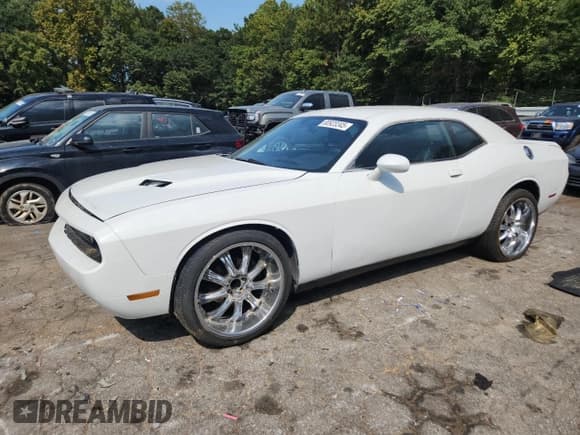 ✅ 2014 Dodge Challenger SXT • VIN: 2C3CDYAG0EH149589 • Lot: 80923345. Wystawiony na Copart z przebiegiem 97 282 mil. Bezpłatny archiwum sprzedaży aukcyjnych z USA i szczegółowy raport historii pojazdu na DreamBid. Zdjęcie 1.