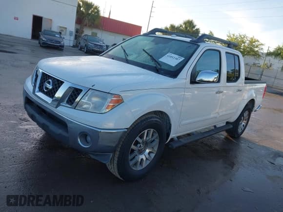 ✅ 2010 Nissan Frontier SE • VIN: 1N6AD0ER9AC438013 • Lot: 41852387. Wystawiony na IAAI z przebiegiem 200 220 mil. Bezpłatny archiwum sprzedaży aukcyjnych z USA i szczegółowy raport historii pojazdu na DreamBid. Zdjęcie 2.