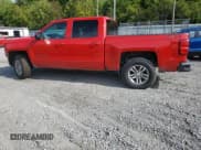 ✅ 2018 Chevrolet Silverado 1500 LT • VIN: 3GCUKREC7JG624958 • Лот: 69591604. Опубликован ранее на Copart с пробегом 141 439 миль. Бесплатный доступ к архиву аукционных продаж из США и подробный отчёт об истории автомобиля на DreamBid. Изображение 2.