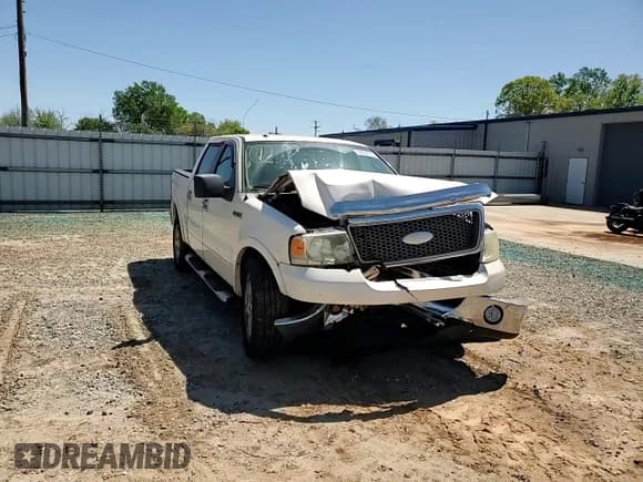✅ 2007 Ford F-150 XLT • VIN: 1FTPW12V17FA34578 • Lot: 52504705. Wystawiony na Copart z przebiegiem 229 617 mil. Bezpłatny archiwum sprzedaży aukcyjnych z USA i szczegółowy raport historii pojazdu na DreamBid. Zdjęcie 11.