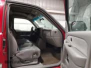 ✅ 1999 GMC Sierra 1500 SLE • VIN: 1GTEK19T6XE510367 • Лот: 42375793. Опубликован ранее на IAAI с пробегом 212 808 миль. Бесплатный доступ к архиву аукционных продаж из США и подробный отчёт об истории автомобиля на DreamBid. Изображение 5.