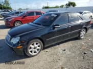 ✅ 2004 Mercedes-Benz C 320 • VIN: WDBRF84J04F549190 • Lot: 81234935. Wystawiony na Copart z przebiegiem 149 105 mil. Bezpłatny archiwum sprzedaży aukcyjnych z USA i szczegółowy raport historii pojazdu na DreamBid. Zdjęcie 1.