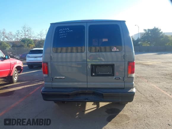 ✅ 2008 Ford Econoline Cargo Commercial • VIN: 1FTNE14W78DB01245 • Лот: 43869721. Опубликован ранее на IAAI с пробегом 378 123 миль. Бесплатный доступ к архиву аукционных продаж из США и подробный отчёт об истории автомобиля на DreamBid. Изображение 16.