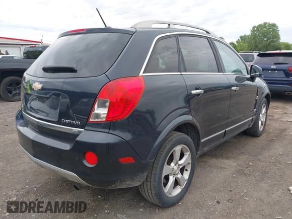 ✅ 2014 Chevrolet Captiva Sport LTZ • VIN: 3GNAL4EKXES572410 • Lot: 42330962. Wystawiony na IAAI z przebiegiem 139 184 mil. Bezpłatny archiwum sprzedaży aukcyjnych z USA i szczegółowy raport historii pojazdu na DreamBid. Zdjęcie 4.