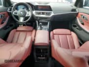 ✅ 2022 BMW 3 Series 330i • VIN: 3MW5R1J06N8C56816 • Лот: 91189975. Опубликован ранее на Copart с пробегом 43 788 миль. Бесплатный доступ к архиву аукционных продаж из США и подробный отчёт об истории автомобиля на DreamBid. Изображение 8.