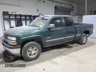 ✅ 2001 Chevrolet Silverado 2500 • VIN: 1GCGK29U41Z179506 • Lot: 41339935. Wystawiony na Copart z przebiegiem 150 148 mil. Bezpłatny archiwum sprzedaży aukcyjnych z USA i szczegółowy raport historii pojazdu na DreamBid. Zdjęcie 1.