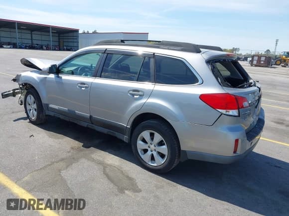 ✅ 2010 Subaru Outback Premium • VIN: 4S4BRCGC0A1351028 • Lot: 41865651. Listed on IAAI with 129,902 mi. Free auction sales archive from the USA and detailed vehicle history report at DreamBid. Image 3.