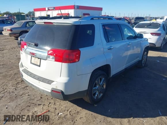 ✅ 2015 GMC Terrain SLT • VIN: 2GKALTEK8F6110967 • Лот: 40863759. Опубликован ранее на IAAI с пробегом 165 664 миль. Бесплатный доступ к архиву аукционных продаж из США и подробный отчёт об истории автомобиля на DreamBid. Изображение 4.