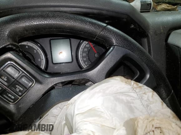 ✅ 2017 Ram 1500 Tradesman • VIN: 3C6JR6DT2HG675221 • Lot: 69618565. Listed on Copart with Not provided. Free auction sales archive from the USA and detailed vehicle history report at DreamBid. Image 9.