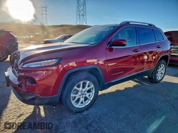 ✅ 2016 Jeep Cherokee Latitude • VIN: 1C4PJMCS8GW278782 • Лот: 94311375. Опубликован ранее на Copart с пробегом 103 492 миль. Бесплатный доступ к архиву аукционных продаж из США и подробный отчёт об истории автомобиля на DreamBid. Изображение 1.