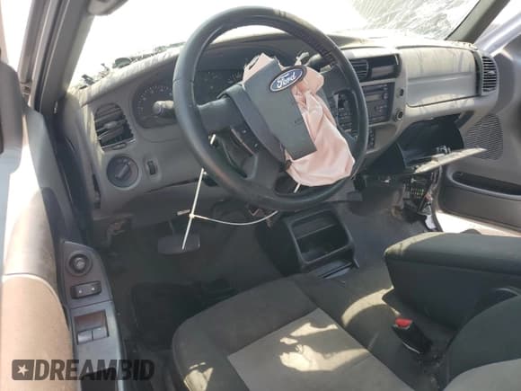 ✅ 2009 Ford Ranger XL • VIN: 1FTYR14E39PA00485 • Лот: 64696655. Опубликован ранее на Copart с пробегом Не указан. Бесплатный доступ к архиву аукционных продаж из США и подробный отчёт об истории автомобиля на DreamBid. Изображение 8.