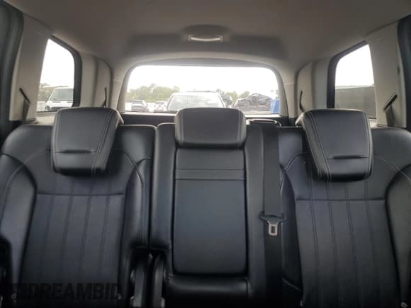 ✅ 2014 Mercedes-Benz GL 450 • VIN: 4JGDF7CE6EA385450 • Lot: 81503475. Wystawiony na Copart z przebiegiem 220 332 mil. Bezpłatny archiwum sprzedaży aukcyjnych z USA i szczegółowy raport historii pojazdu na DreamBid. Zdjęcie 10.